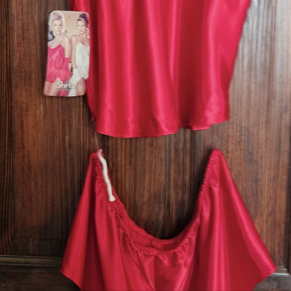 Shirley of Hollywood - Picture 2 of 4